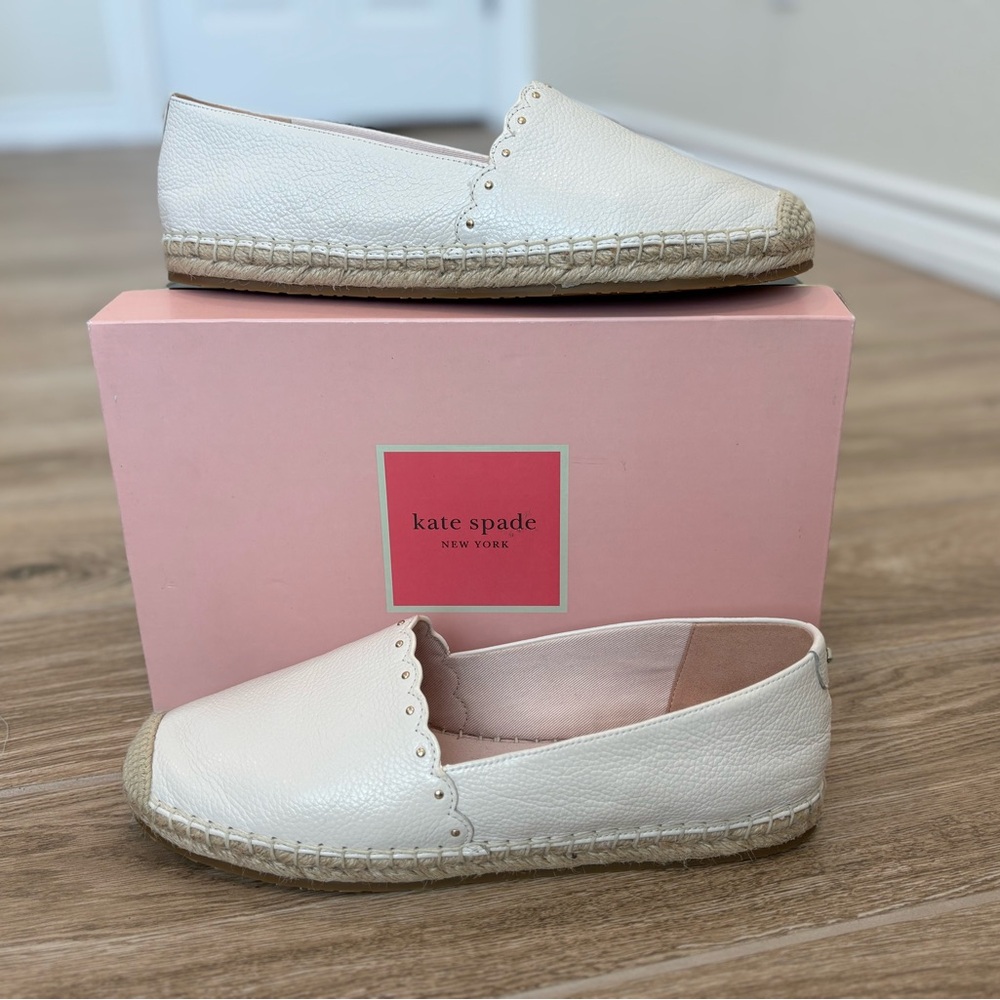 Kate Spade gardenia flats